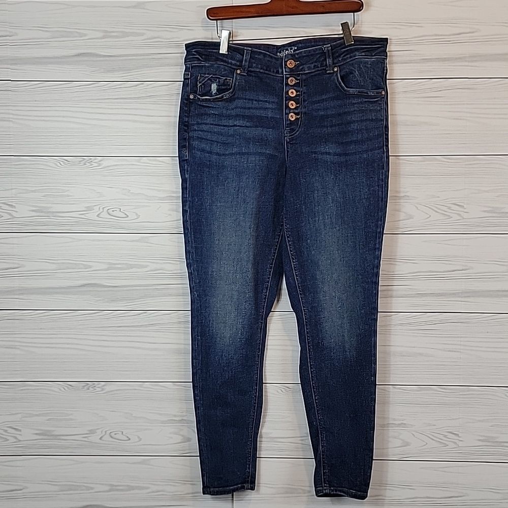 Maurices Edgely High Rise Super Skinny Button Fly Jeans Womens Size 16W